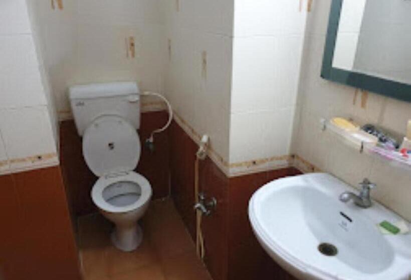 Hotel The Kanchan Plaza,bhubaneswar