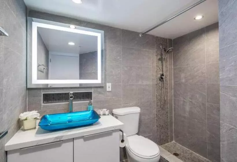 Ilikai S Best Beach Front Executive Suite