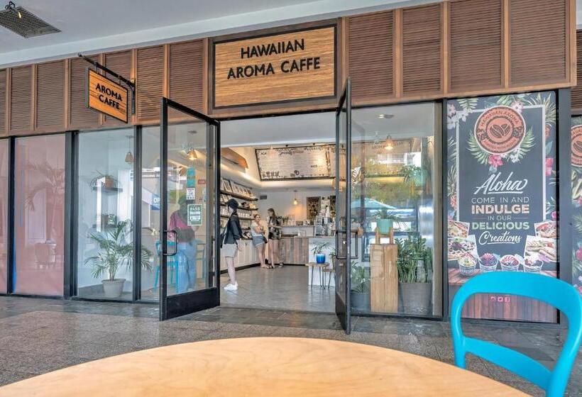 Ilikai S Best Beach Front Executive Suite