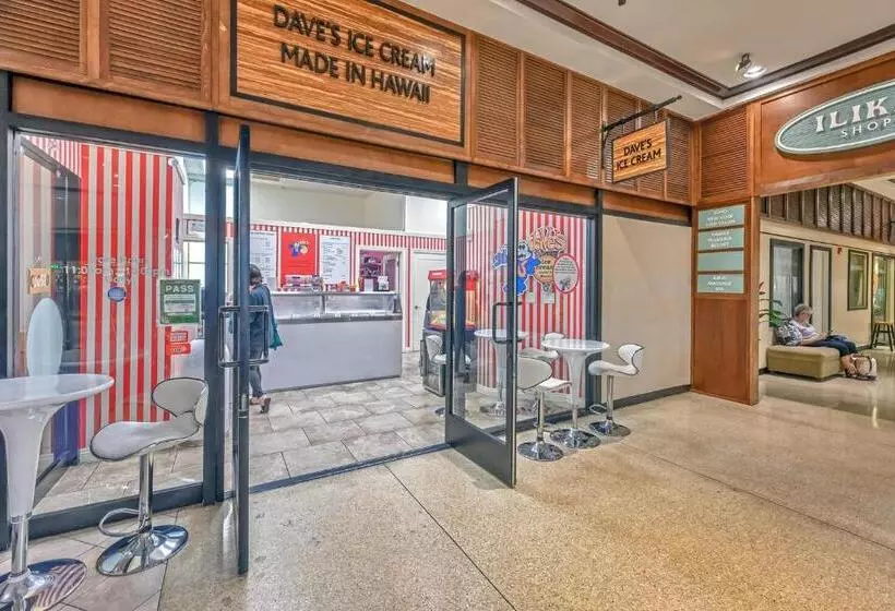 Ilikai S Best Beach Front Executive Suite