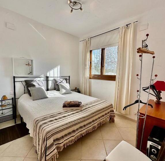 Пансион Casa Rural Girasoles Calig Ref 046