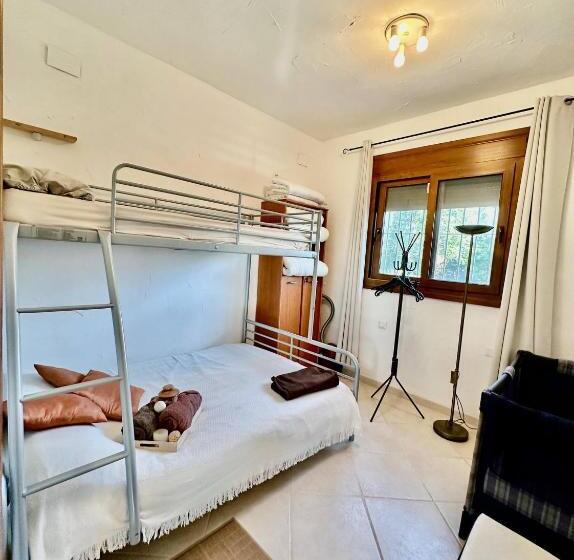 Пансион Casa Rural Girasoles Calig Ref 046