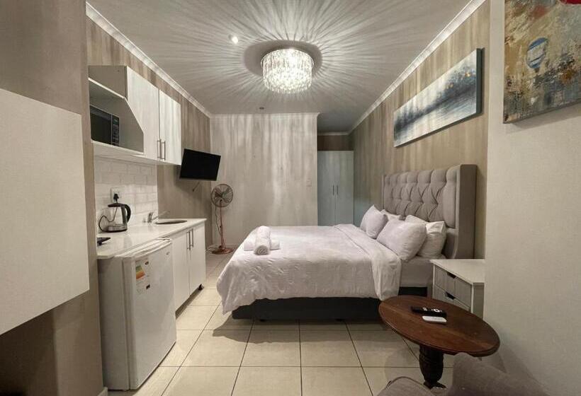 ペンション Domin Luxury Suites