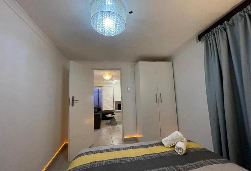 ペンション Domin Luxury Suites