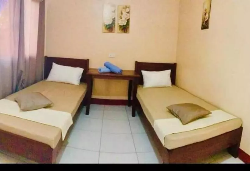 ペンション Jbr Tourist Inn   Port Barton