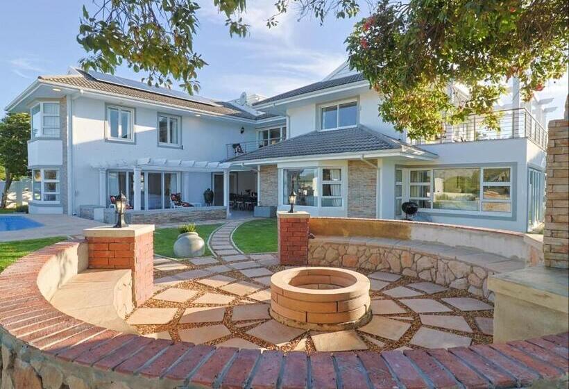 Пансион Joie De Vivre   22 Rocklands