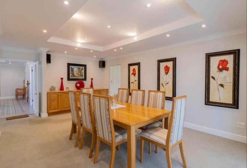 Пансион Joie De Vivre   22 Rocklands