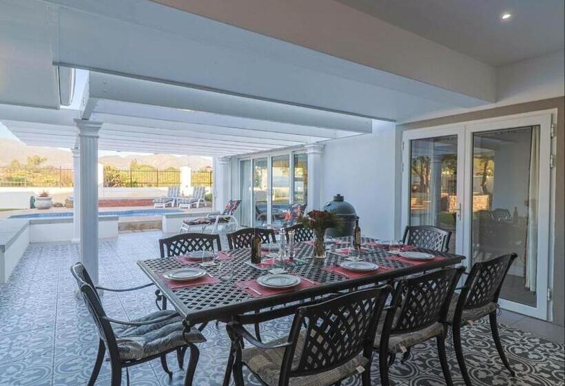 Пансион Joie De Vivre   22 Rocklands