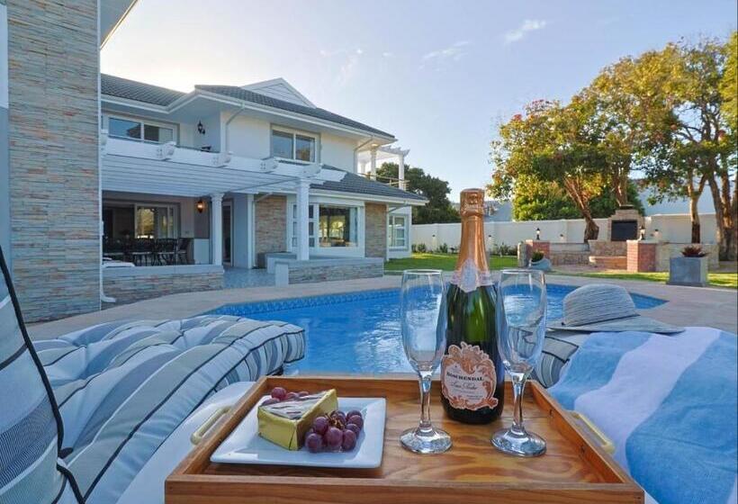 Пансион Joie De Vivre   22 Rocklands