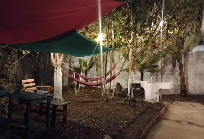 پانسیون La Guarida Del Caudillo