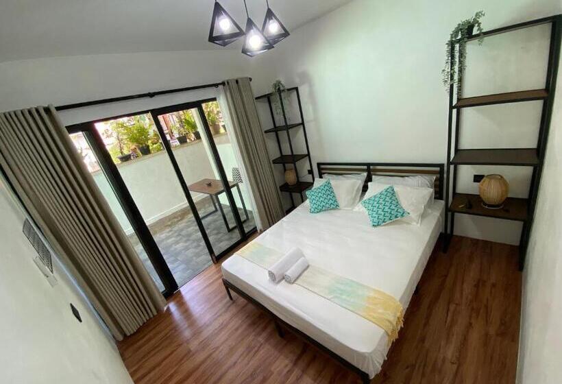 膳宿费 Las Casitas De Canggu