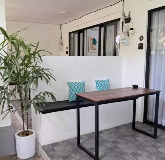 Majatalo Las Casitas De Canggu