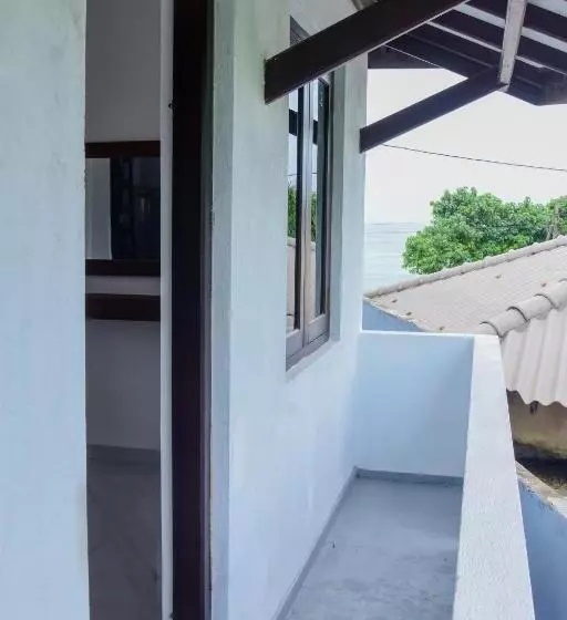 Majatalo Muthu Villa 94 Midigama