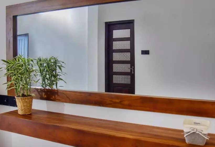 Majatalo Muthu Villa 94 Midigama