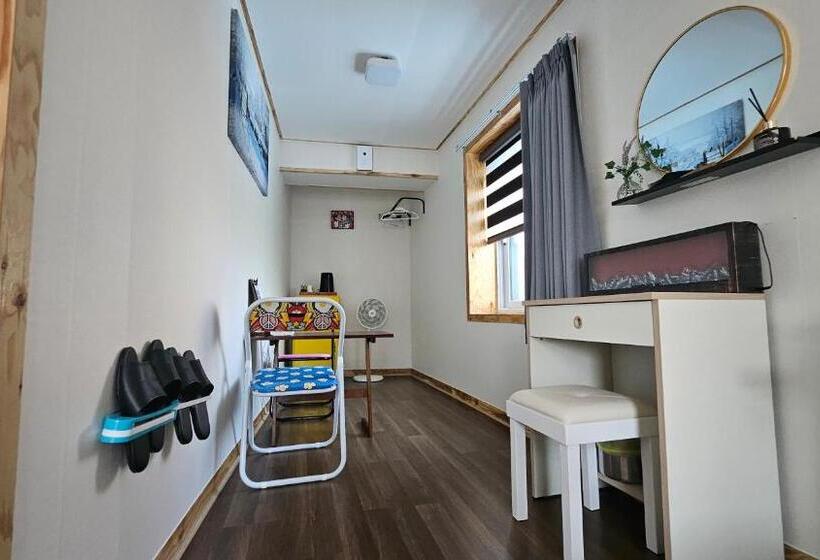 Pensione Young House