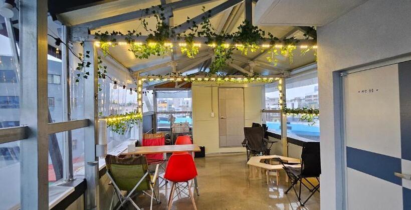 Pensione Young House