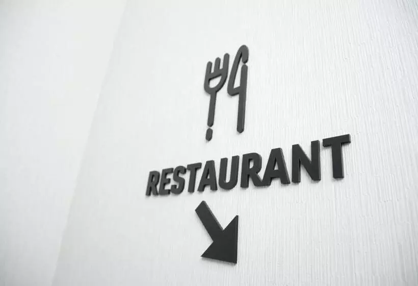 ロマンスホテル（romance Hotel）
