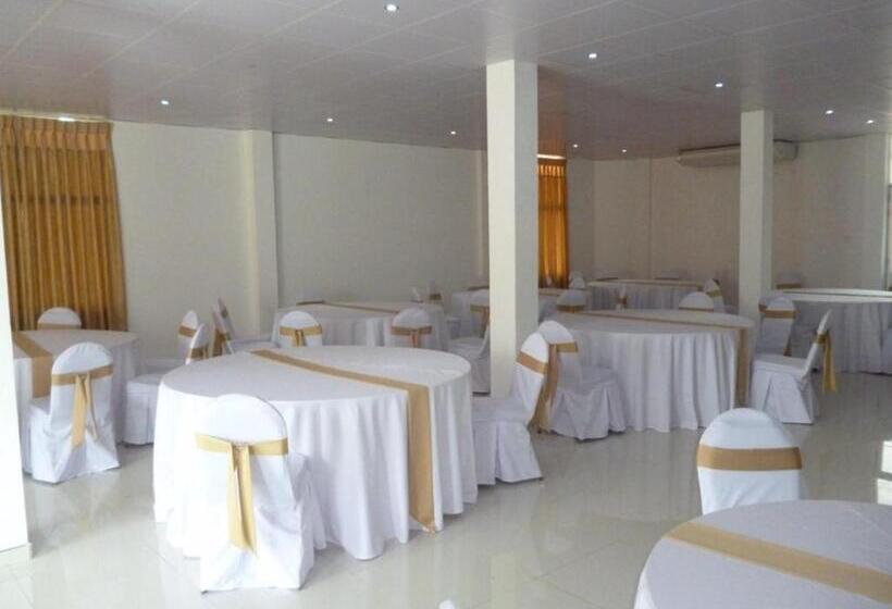 Vintop Hotel & Homestays Gampaha