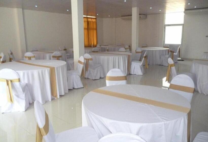 Vintop Hotel & Homestays Gampaha