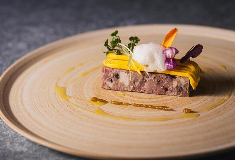 Albergue オーベルジュ キャトル セゾン 宗像