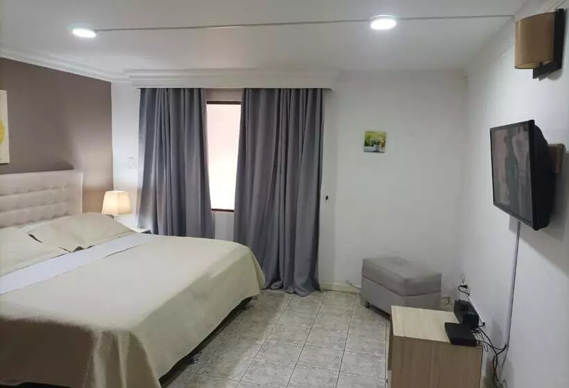 ベッドアンドブレックファースト Conforta Rentals & Spa