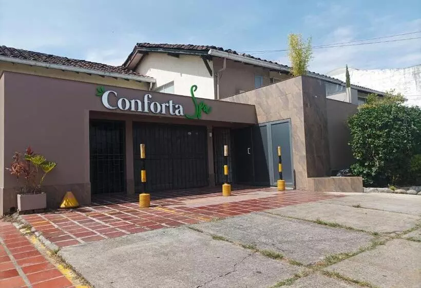 ベッドアンドブレックファースト Conforta Rentals & Spa