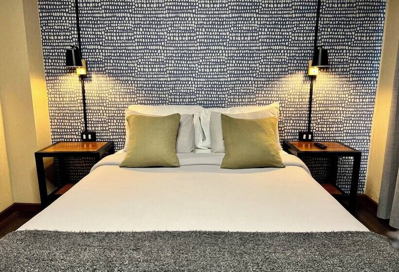 تختخواب و صبحانه Tinka