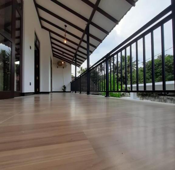 مبيت وإفطار Villa Sunset Tides