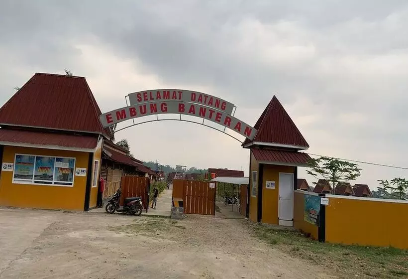 Hotelli Capital O 93437 Embung Banteran Cottage