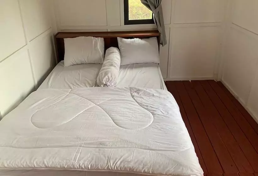 Hotelli Capital O 93437 Embung Banteran Cottage