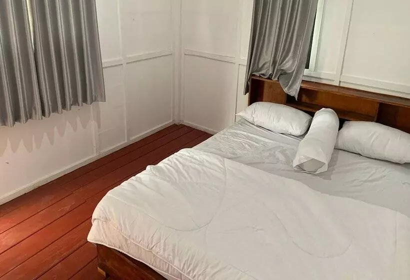 Hotelli Capital O 93437 Embung Banteran Cottage