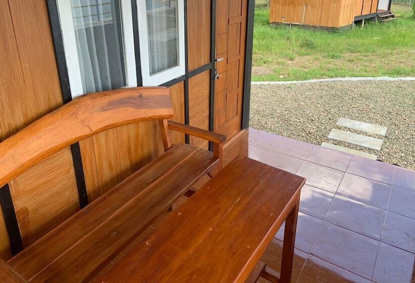 فندق Capital O 93437 Embung Banteran Cottage