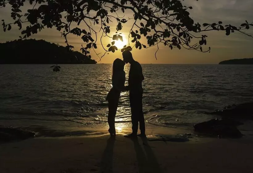 Hotelli Coral Bay Resort