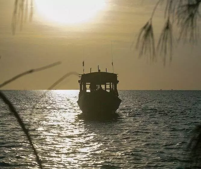 Hotelli Coral Bay Resort