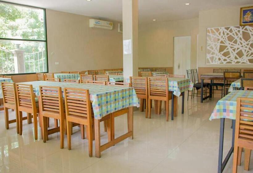 בית מלון כפרי Privacy Pattaya