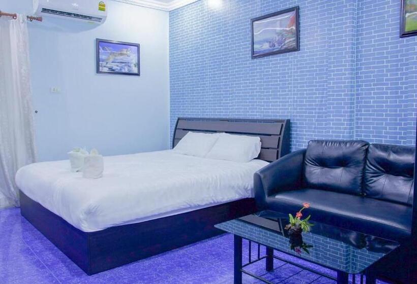 בית מלון כפרי Privacy Pattaya