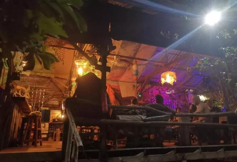 ホテル Seree Bungalows