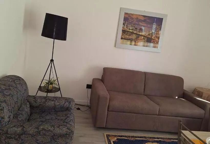 پانسیون Marcella Va A Civita
