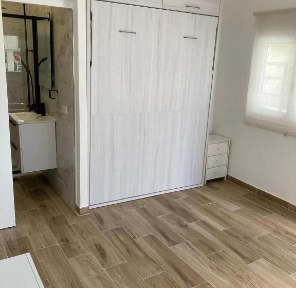 Pensión San Ciprian Urbanización Ríocobo