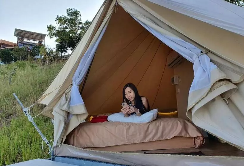 リゾートホテル A Moment Of Love...by Red Z @บ้านมุง เนินมะปราง