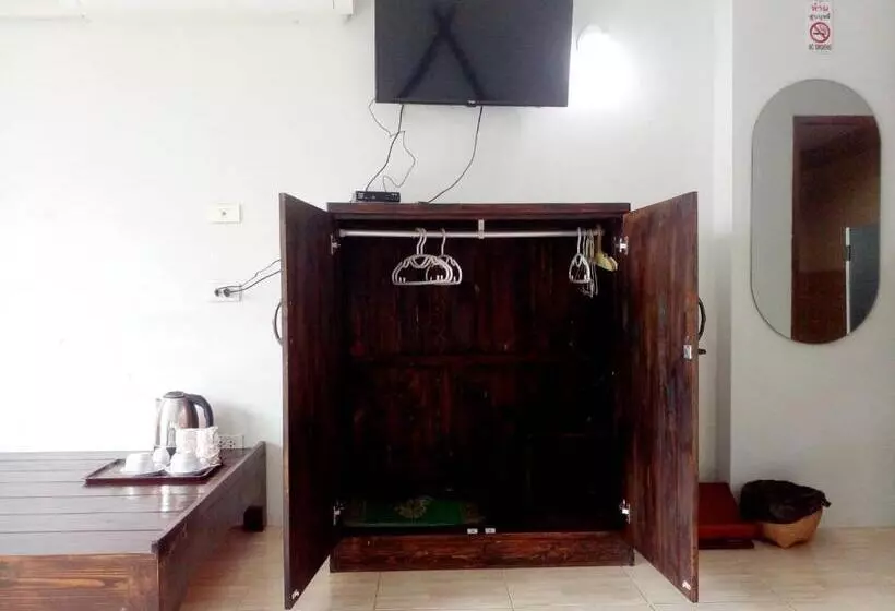 Saensukkho Green Hotel & Resort