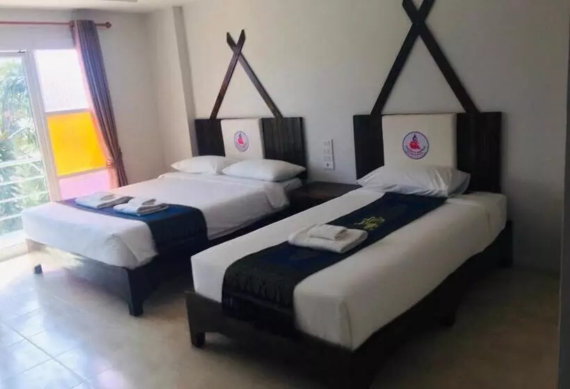 Saensukkho Green Hotel & Resort