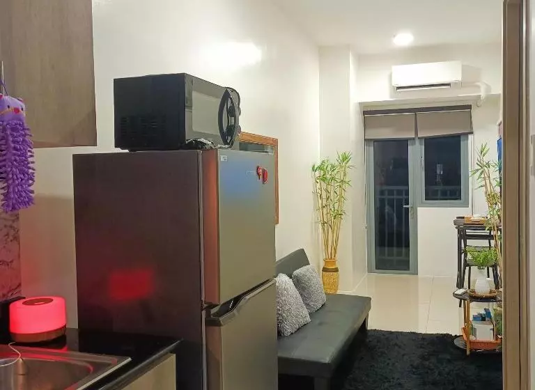 1br Condotel With Balcony At Edsa
