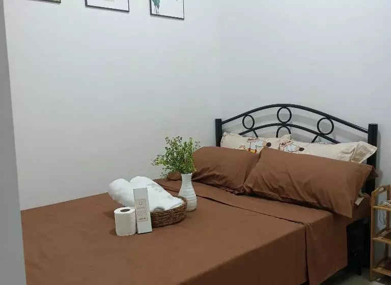 1br Condotel With Balcony At Edsa