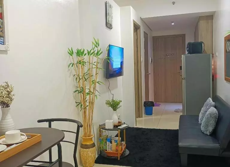 1br Condotel With Balcony At Edsa