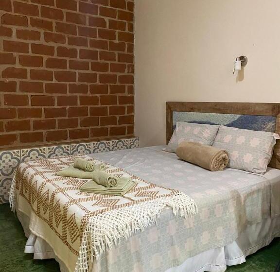 호스텔 Escarpas Do Caraça