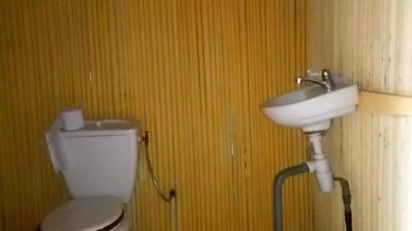 تختخواب و صبحانه Auberge Chez M