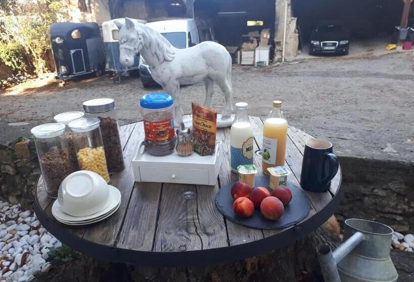 Nocleg ze śniadaniem Domaine De Cozance Chambres D Hôtes Et Gîte