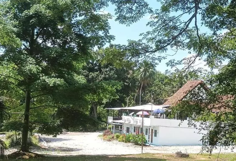 ホテル Campestre El Refugio De Las Guacamayas