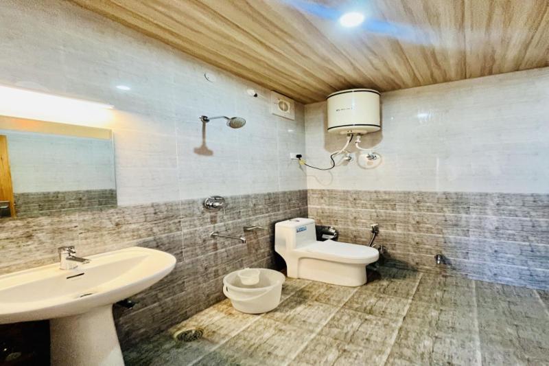 호텔 Himalayan Park